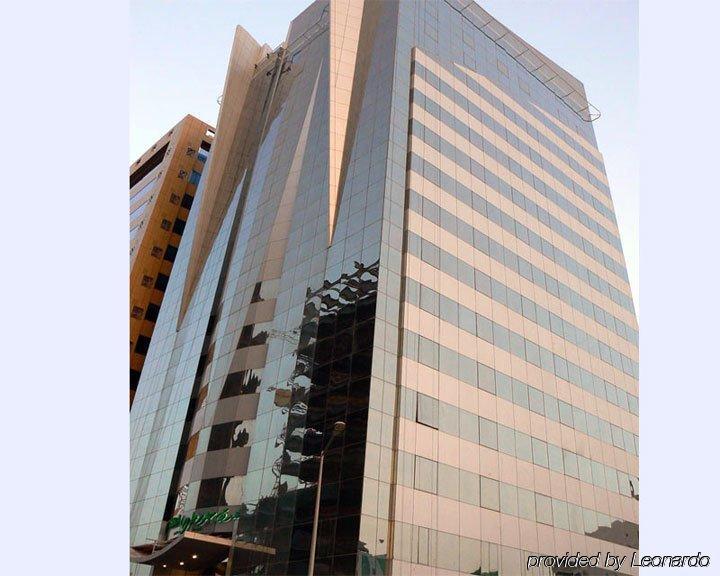 Gloria Hotel Doha Exterior photo